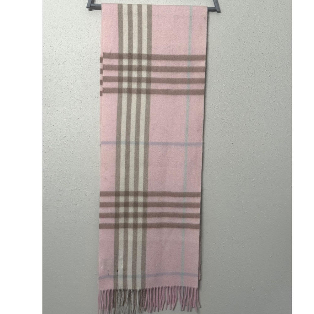 Suantrai of Ireland Pink Plaid Pure Wool Fringe Winter Scarf Heritage Festival